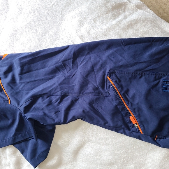 Helly Hansen Navy Blue Scrub top - Picture 3 of 4